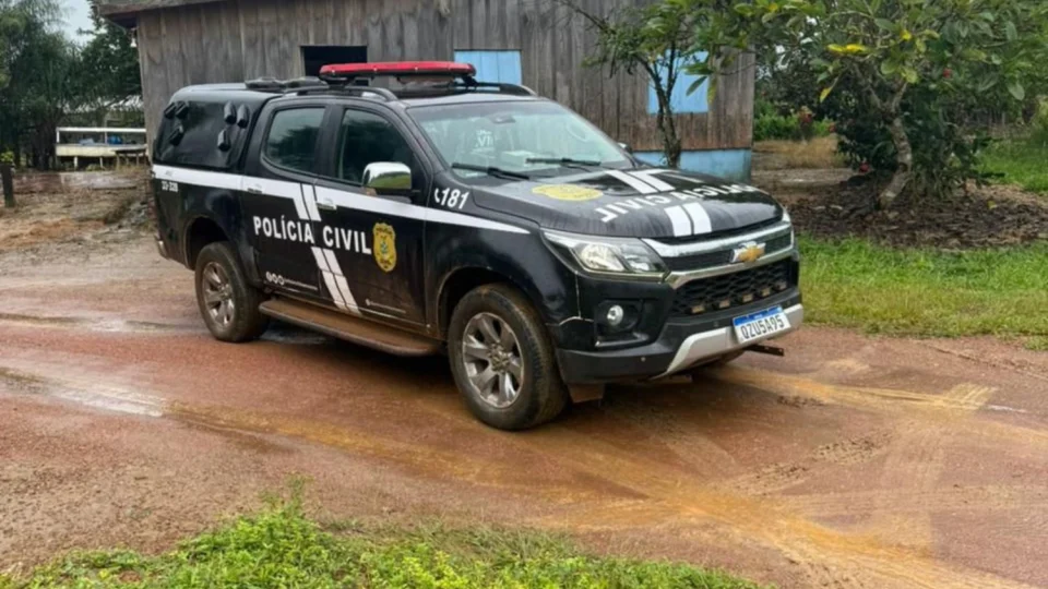 Homem é preso em Apuí por cárcere privado, violência psicológica e estupro qualificado contra companheira e neta dela