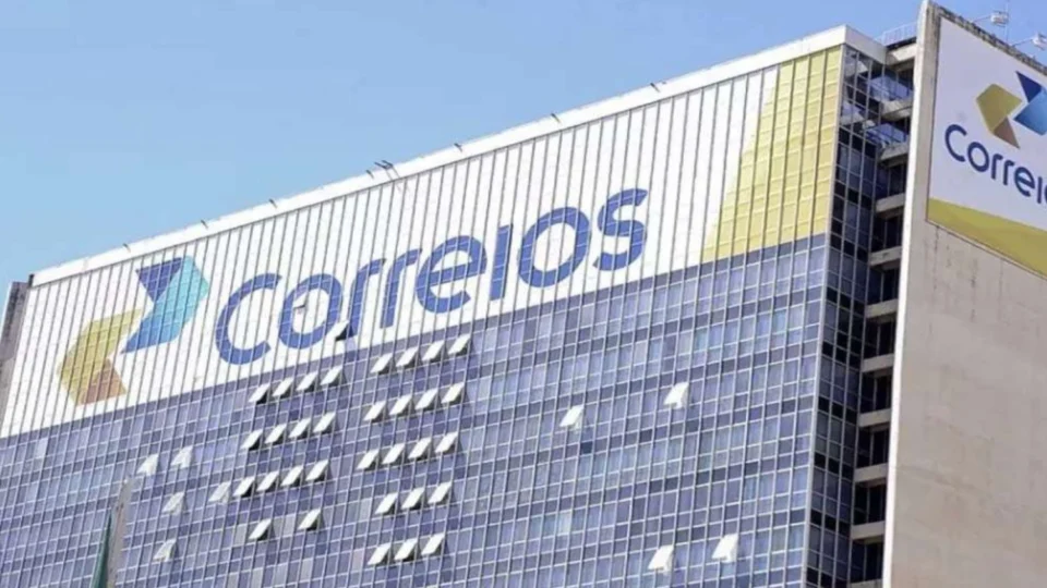 Correios iniciam 2025 com déficit de R$ 500 milhões e pressão por mudanças na gestão