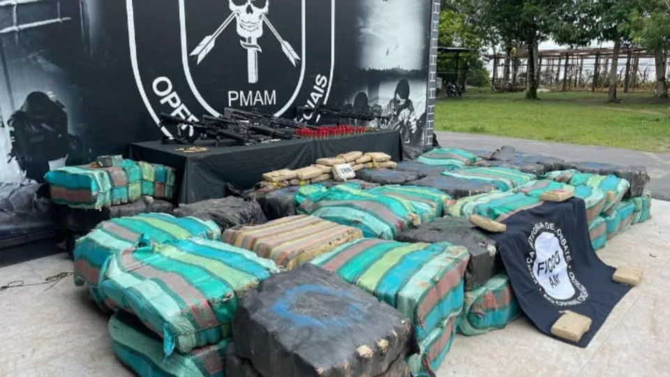 PM e PF apreendem duas toneladas de drogas avaliadas em R$ 20 milhões no Amazonas