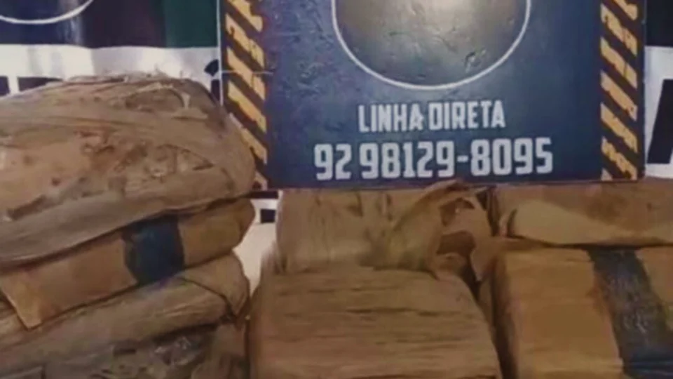 Irmãs são presas em flagrante por tráfico de drogas em Coari