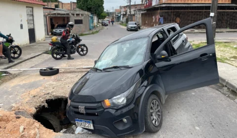 ‘É preciso acontecer essas merdas’, cobra motorista de app após cair em cratera no Cidade Nova