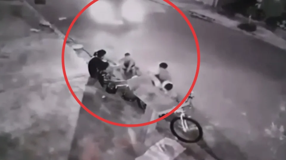 Vídeo Forte: motorista embriagado atropela crianças enquanto brincavam na calçada em SP