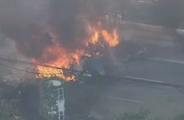 Avião cai em avenida movimentada de São Paulo e deixa dois mortos