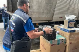 Procon-AM apreende 1.800 desodorantes irregulares em Manaus por falta de procedência