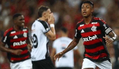 Flamengo vence Vasco no Maracanã e garante vaga na semifinal do Carioca