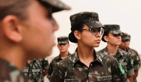 Em um mês, alistamento militar feminino chega a 23 mil inscrições no Brasil