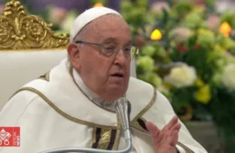 Papa Francisco é diagnosticado com pneumonia bilateral, diz Vaticano