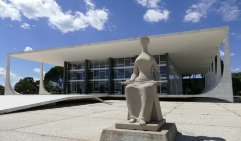 Supremo Tribunal federal retoma as atividades nesta segunda-feira (3)