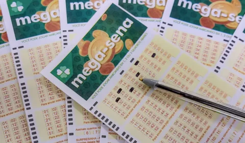 Mega-Sena acumula e vai sortear prêmio de R$ 45 milhões