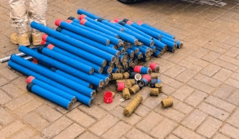 PRF apreende 85 kg de maconha escondidos em caixas de madeira no Amazonas