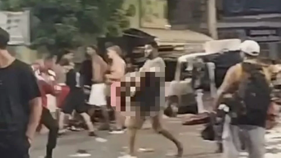 VEJA VÍDEO: tiroteio em bloco de Carnaval termina com uma pessoa morta e 14 feridas