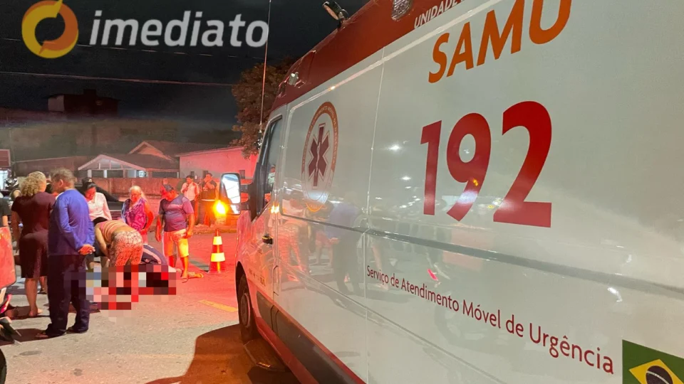 Colisão entre motos deixa dois homens e uma mulher gravemente feridos no bairro Aleixo