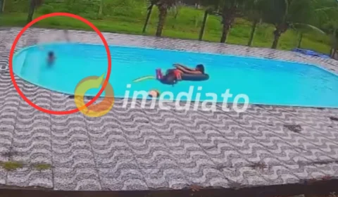VÍDEO: criança de 5 anos morre afogada em piscina no Amazonas