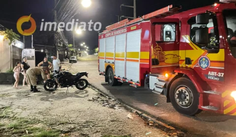 Casal fica ferido após cair de motocicleta na Avenida Codajás, em Manaus