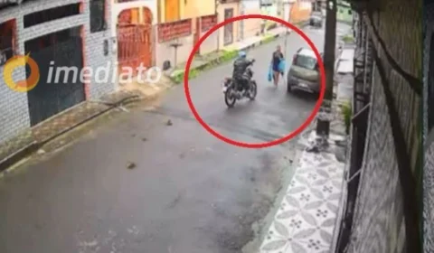 VEJA VÍDEO: bandido anuncia assalto e foge com sacolas de mulher no bairro Cidade Nova