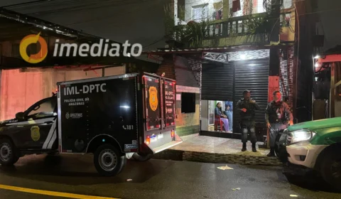 Homem é morto a tiros dentro de churrascaria no bairro Compensa