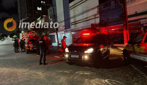 Princípio de incêndio atinge loja de sapatos no Centro de Manaus