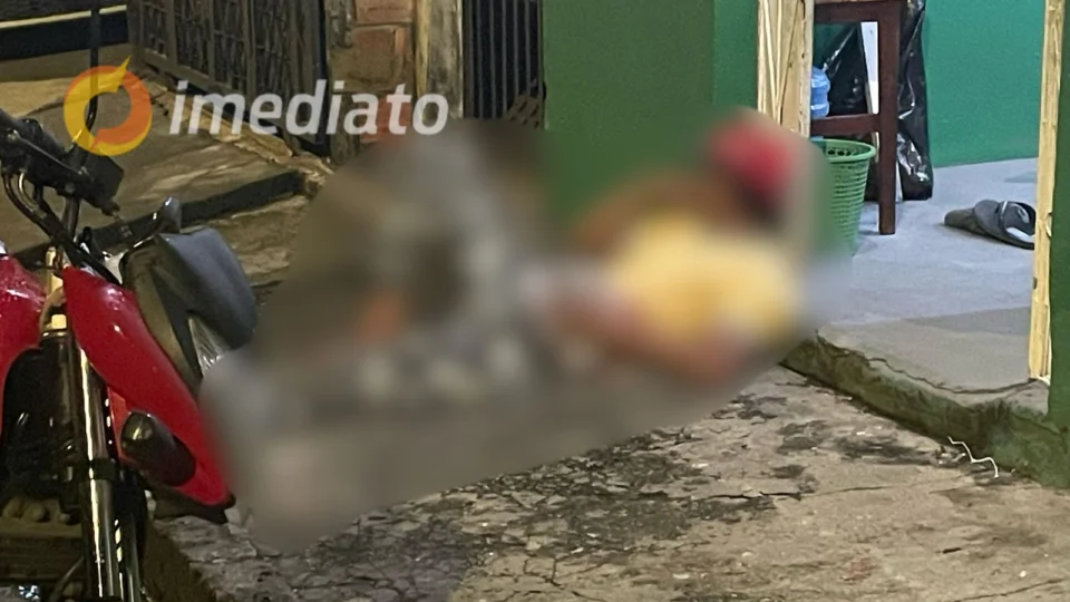 Homem é esfaqueado pela esposa durante discussão no bairro Alfredo Nascimento