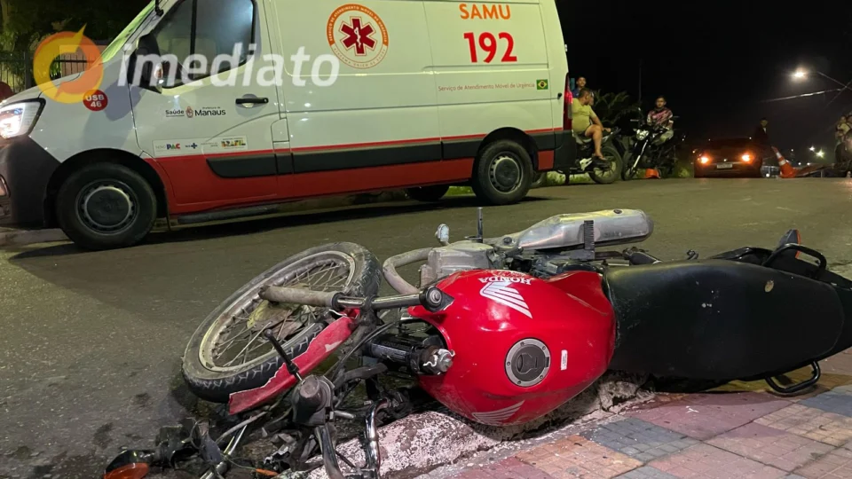 Colisão entre motocicletas deixa três feridos no bairro Colônia Antônio Aleixo, em Manaus