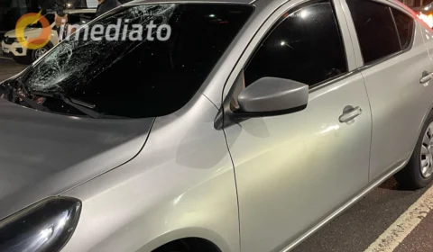 Homem é atropelado por carro após tentar atravessar na Avenida Mário Ypiranga