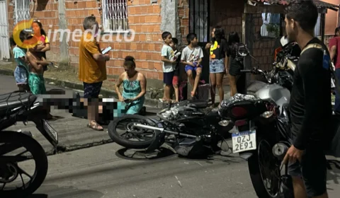 Motociclista fica gravemente ferido após colisão entre motos no bairro São José