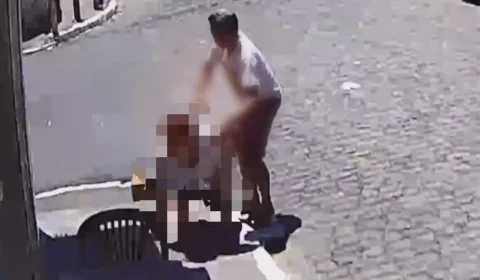 VEJA VÍDEO: mulher é esfaqueada no meio da rua; marido é suspeito do crime
