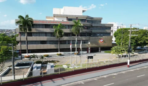 Ministério Público inicia investigação sobre viagem de David Almeida para o Caribe