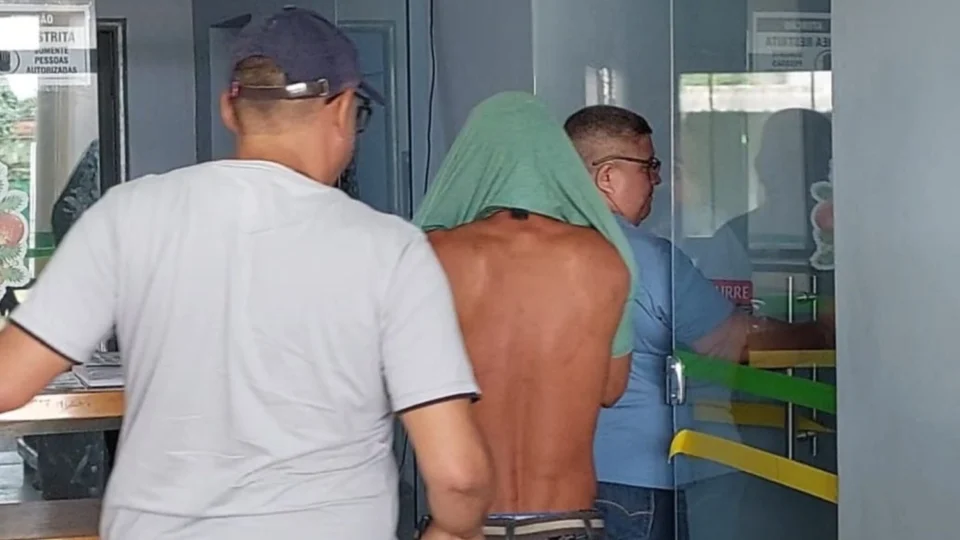 Homem é reso por abus@r das próprias filhas em Itacoatiara