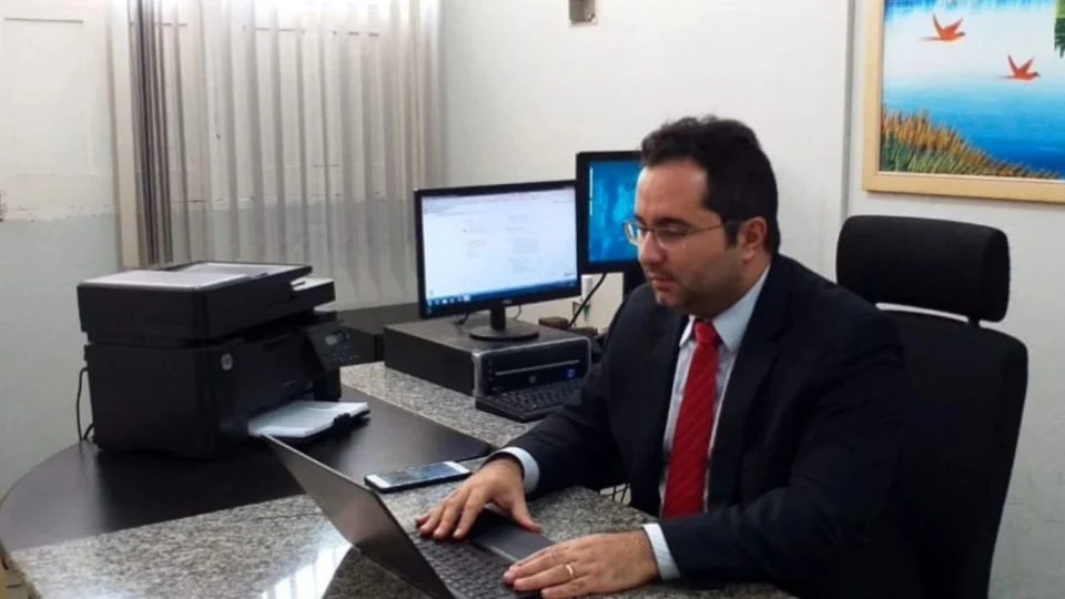 Juiz do TJAM é afastado após soltar colombiano preso com 1,5 tonelada de drogas