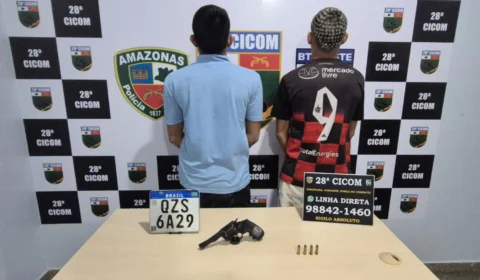 PM-AM prende dois suspeitos e apreende arma e moto na Colônia Antônio Aleixo