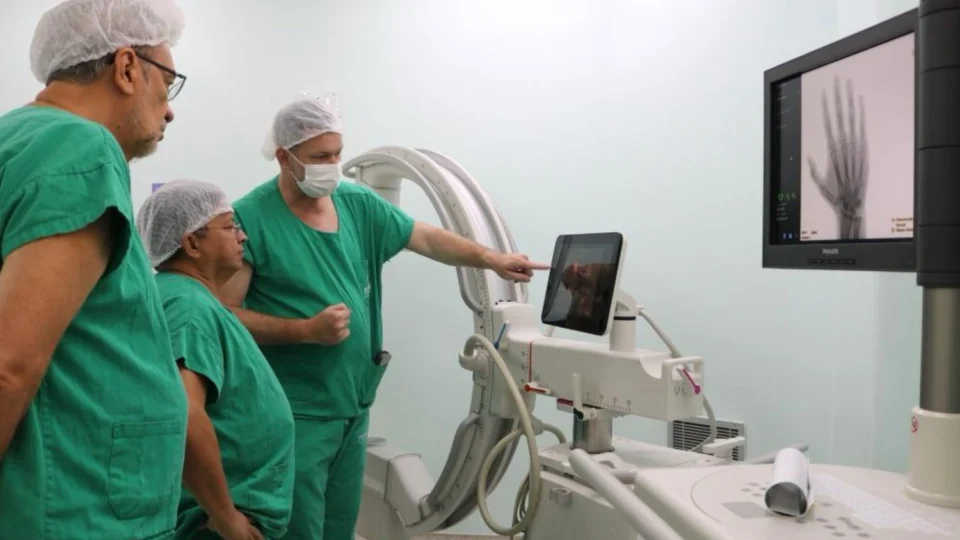 FCecon adquire equipamento de última geração para cirurgias com imagens em alta definição