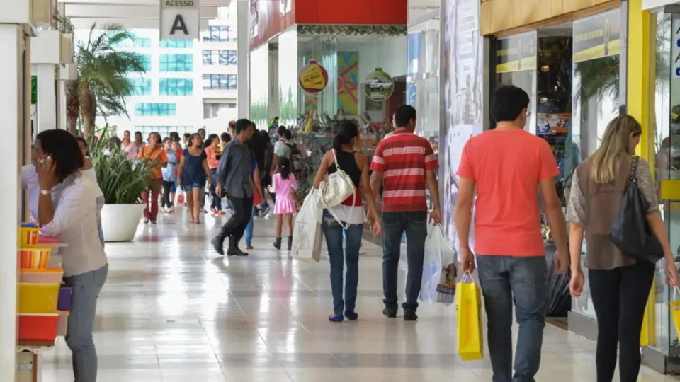 Confira como funcionarão o comércio e os serviços durante a Quarta-Feira de Cinzas