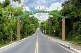 Justiça obriga Ufam a aceitar inscrição de candidata excluída por pagamento via PIX