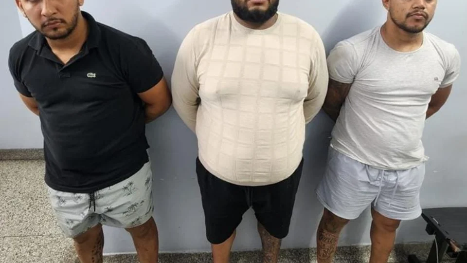 Trio é preso por arrombamento de veículos com dispositivo ‘Chapolin’ em Manaus