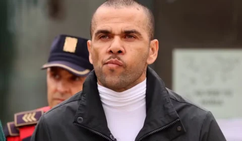 Daniel Alves é absolvido pela Justiça Espanhola