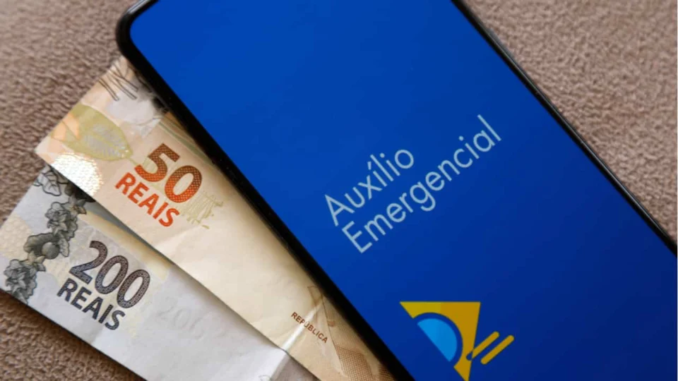 Governo inicia cobrança de beneficiários que receberam Auxílio Emergencial indevidamente