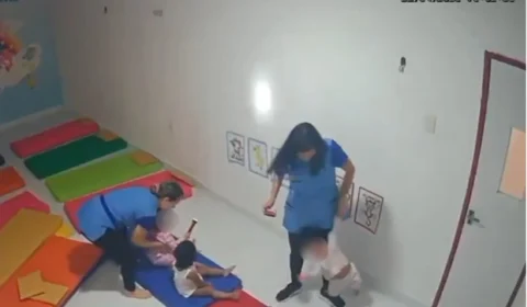 Familiares protestam por justiça após agressão a bebê em creche de Manaus