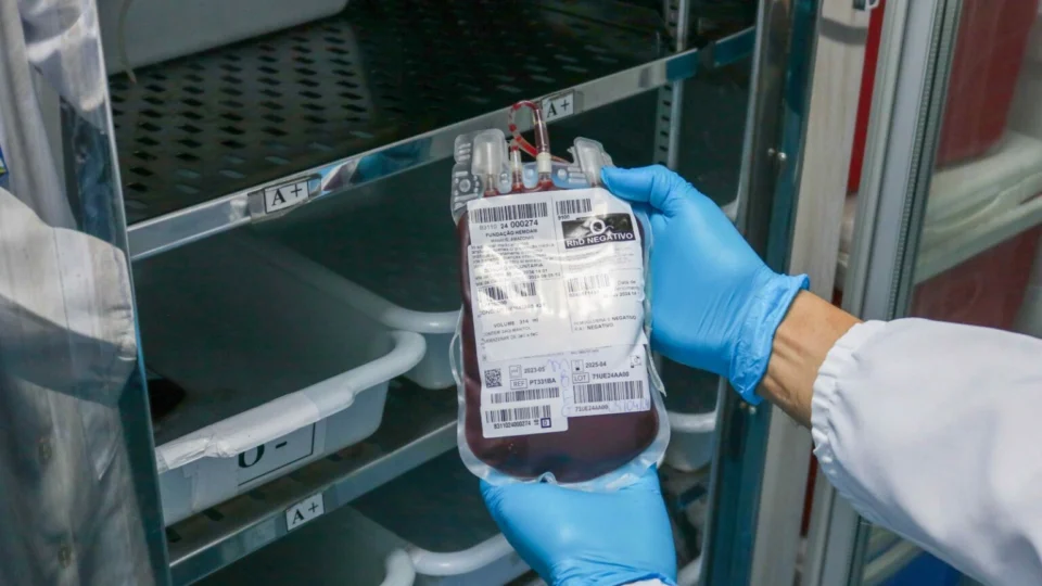 Hemoam tem queda nas doações de sangue e convoca doadores