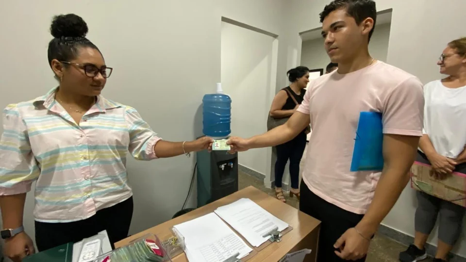 Cerca de 30 mil Carteiras de Identidade aguardam retiradas dos donos no Amazonas