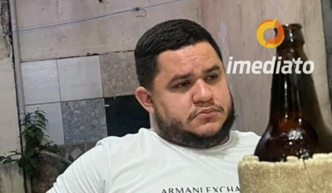 VÍDEO: homem agride esposa com bebê no colo em Manacapuru