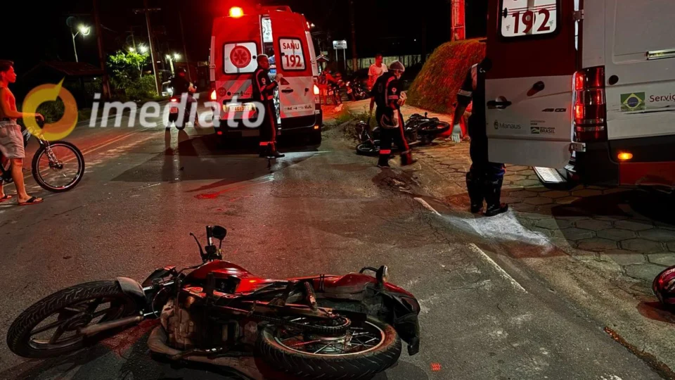 Colisão entre motos deixa quatro feridos no bairro Colônia Antônio Aleixo