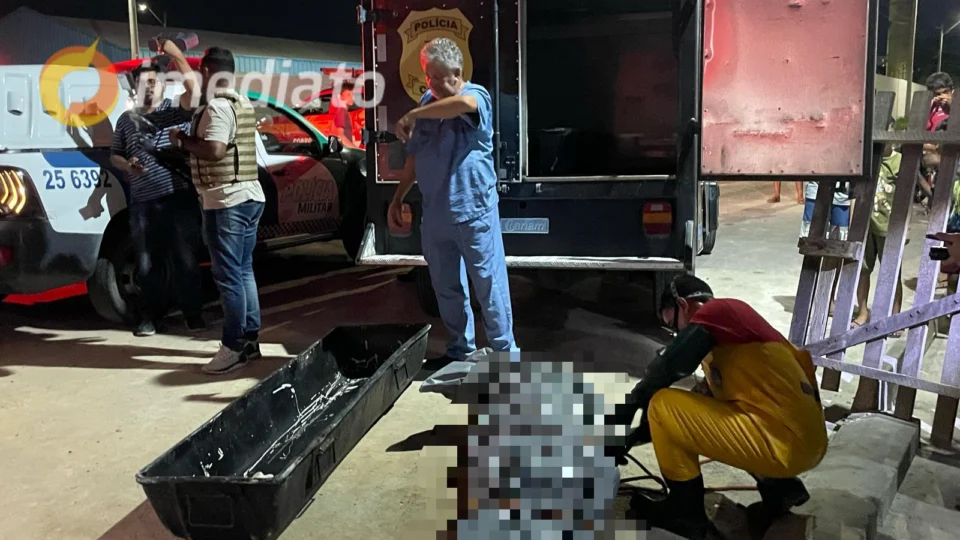 Corpo de homem é encontrado decapitado e em decomposição dentro de igarapé no Santa Etelvina