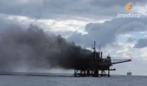 Plataforma de petróleo pega fogo com 176 trabalhadores abordo na Bacia de Campos
