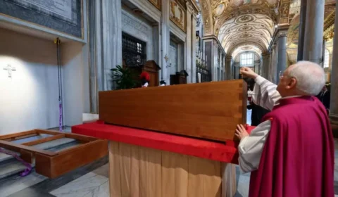 Papa Francisco é sepultado na Basílica de Santa Maria Maggiore