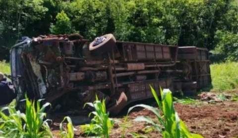 Acidente com ônibus da UFSM deixa sete mortos e dezenas de feridos no interior do RS