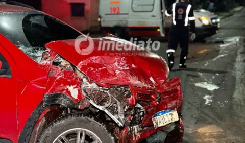 Ambulância do Samu se envolve em acidente na Estrada do Aleixo enquanto seguia para atendimento em Manaus