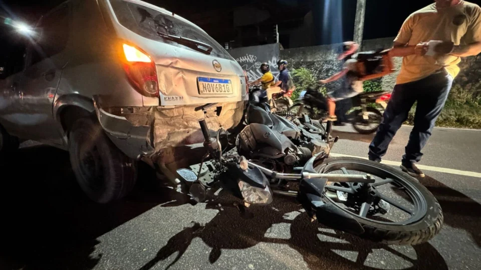 Acidente causa lentidão na Avenida das Torres, em Manaus