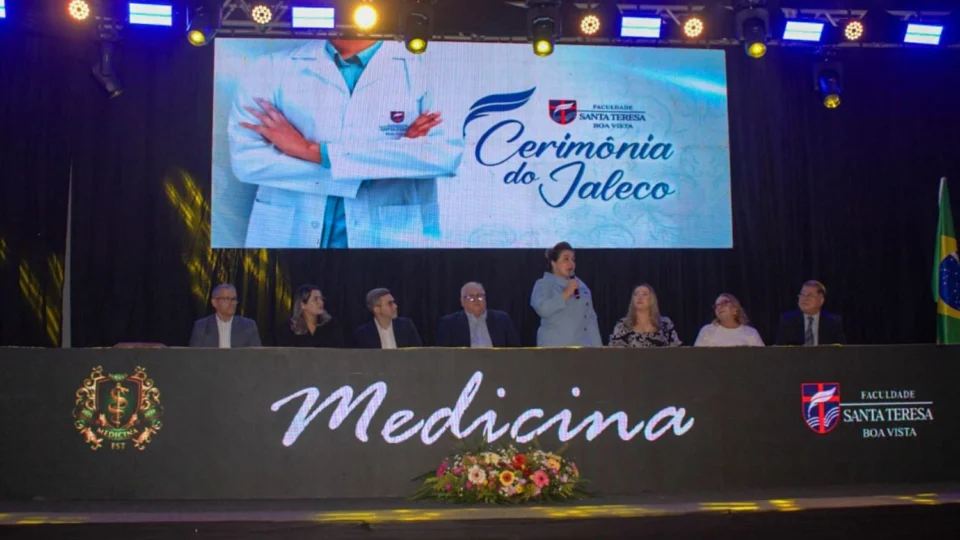 Faculdade Santa Teresa realiza a primeira cerimônia do jaleco do curso de Medicina em Boa Vista-RR*