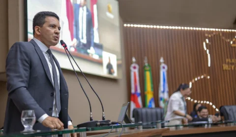 Delegado Péricles trabalha para destravar o pagamento do Auxílio Fardamento dos policiais militares do AM