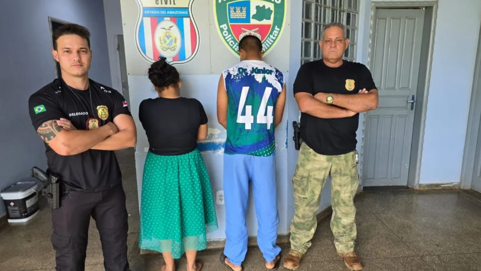 Padrasto é preso em Juruá por abus@r de enteada de 7 anos; mãe também é detida por encobrir o crime